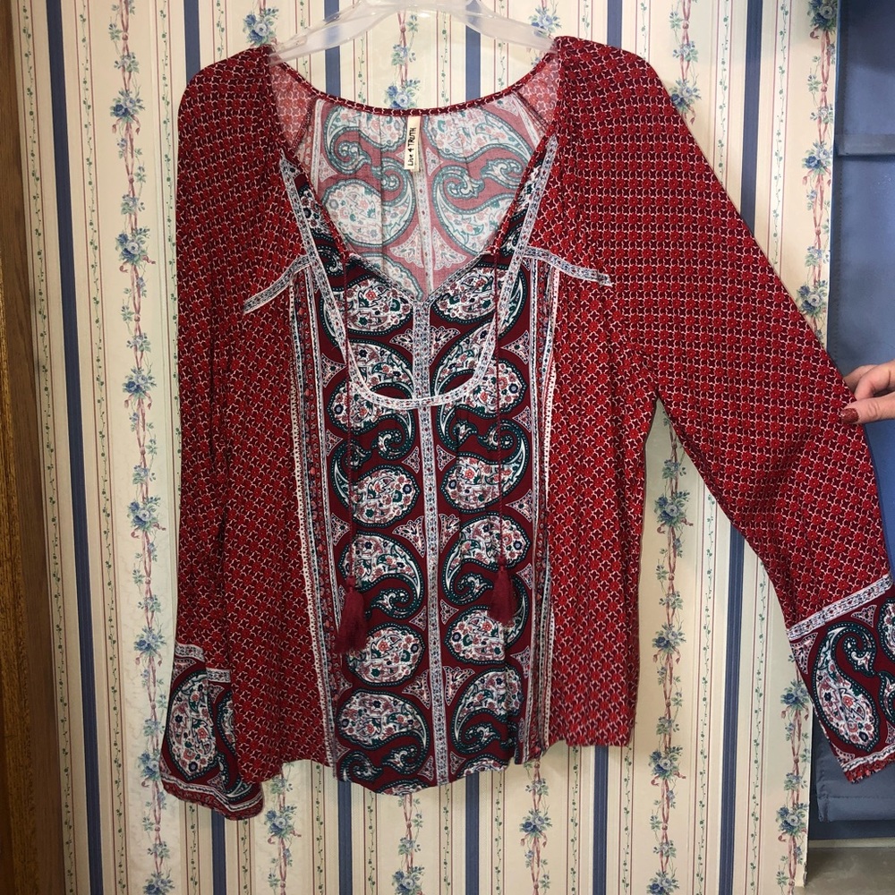 Live 4 Truth bell sleeve top